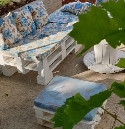 קרק Apartments And Rooms Ivana מראה חיצוני תמונה